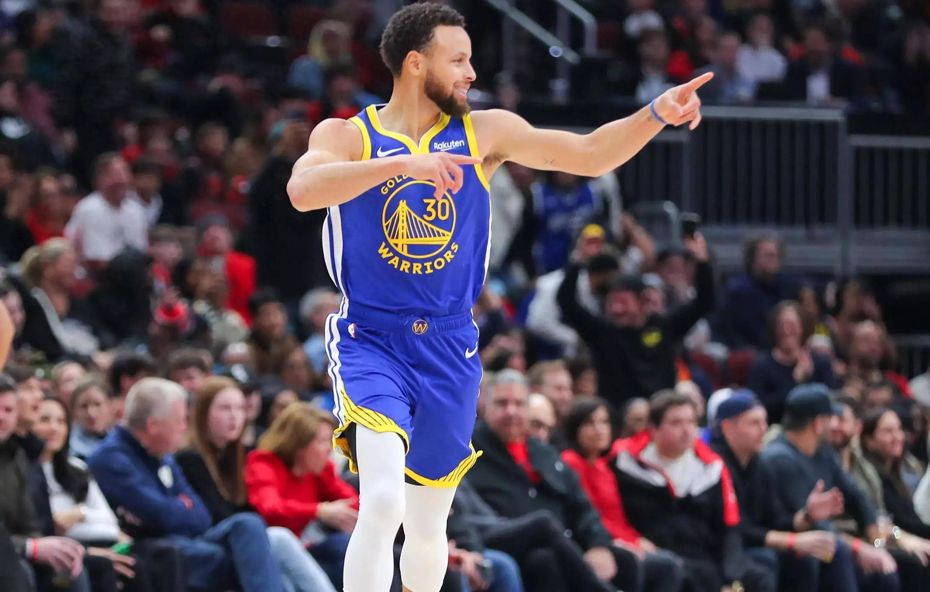 多场失误被 多场失误被