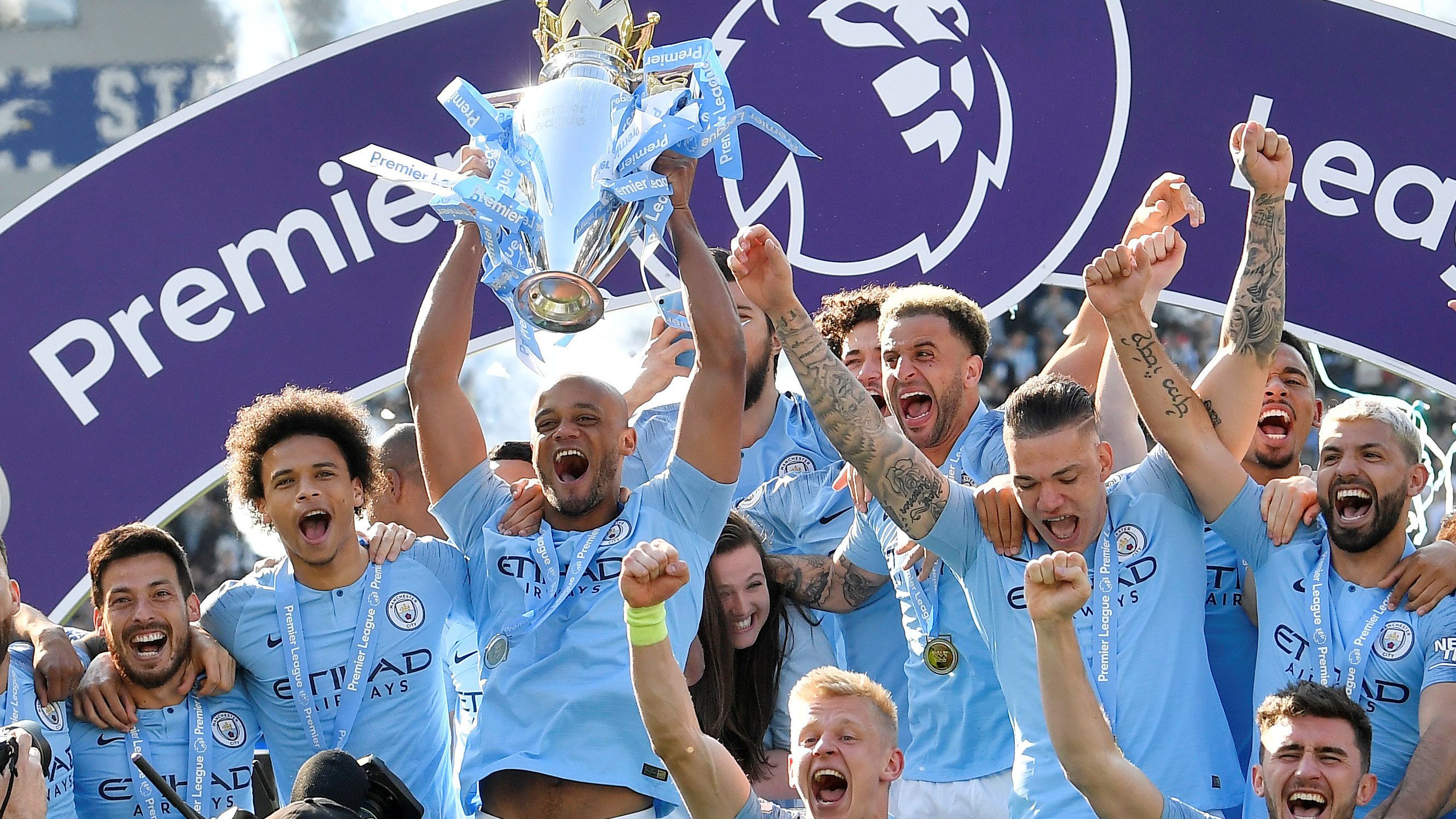 托纳利完成 托纳利完成