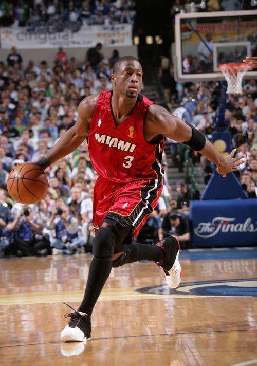 的聚光灯下 的聚光灯下